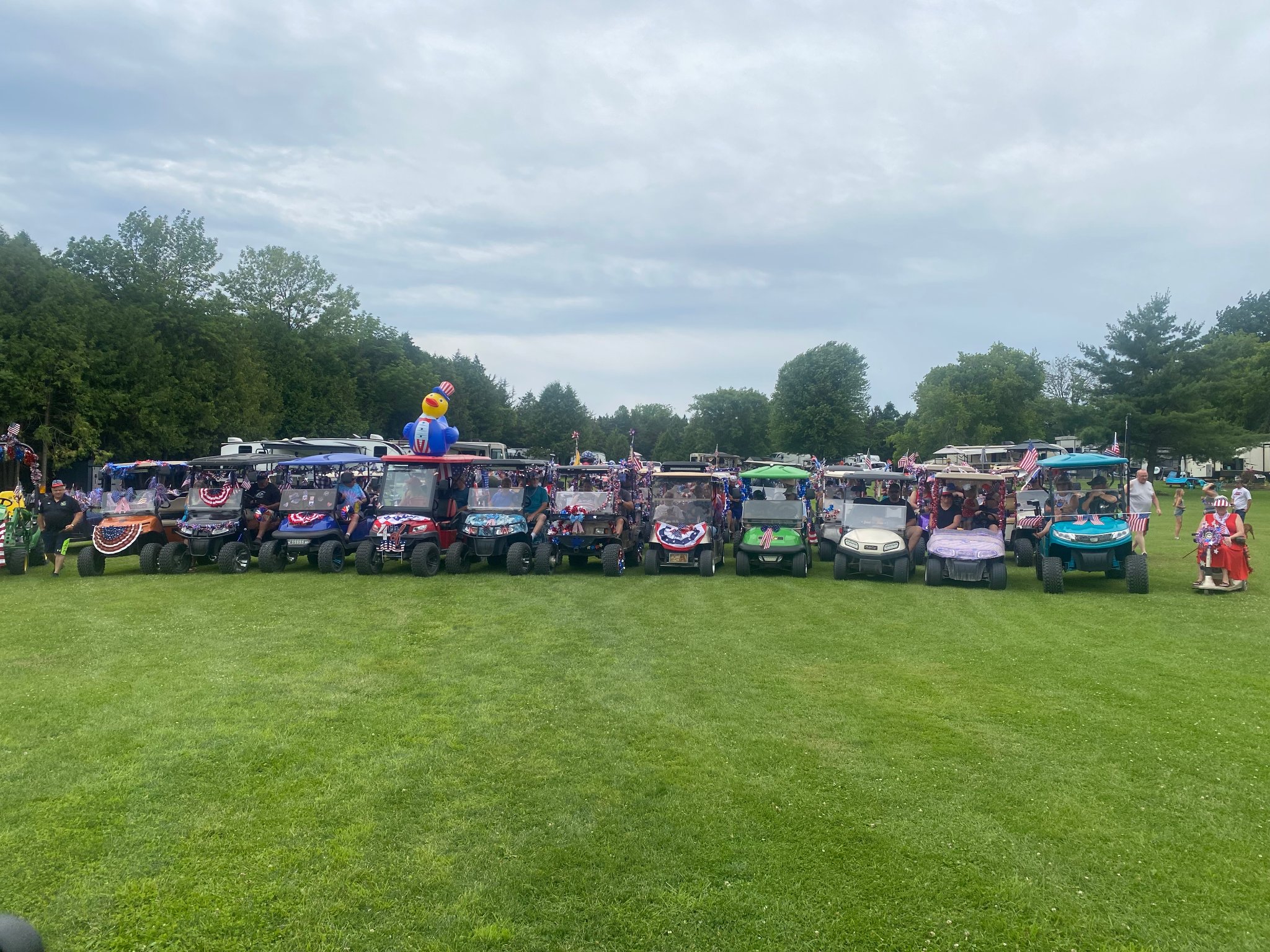 July 4th golf cart parade at Sunset Rock